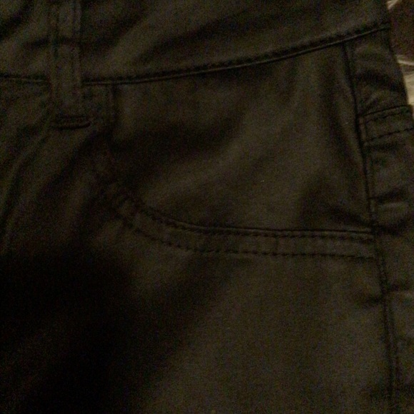 NEW! We the Free Pacifica coated jeans - Picture 5 of 8